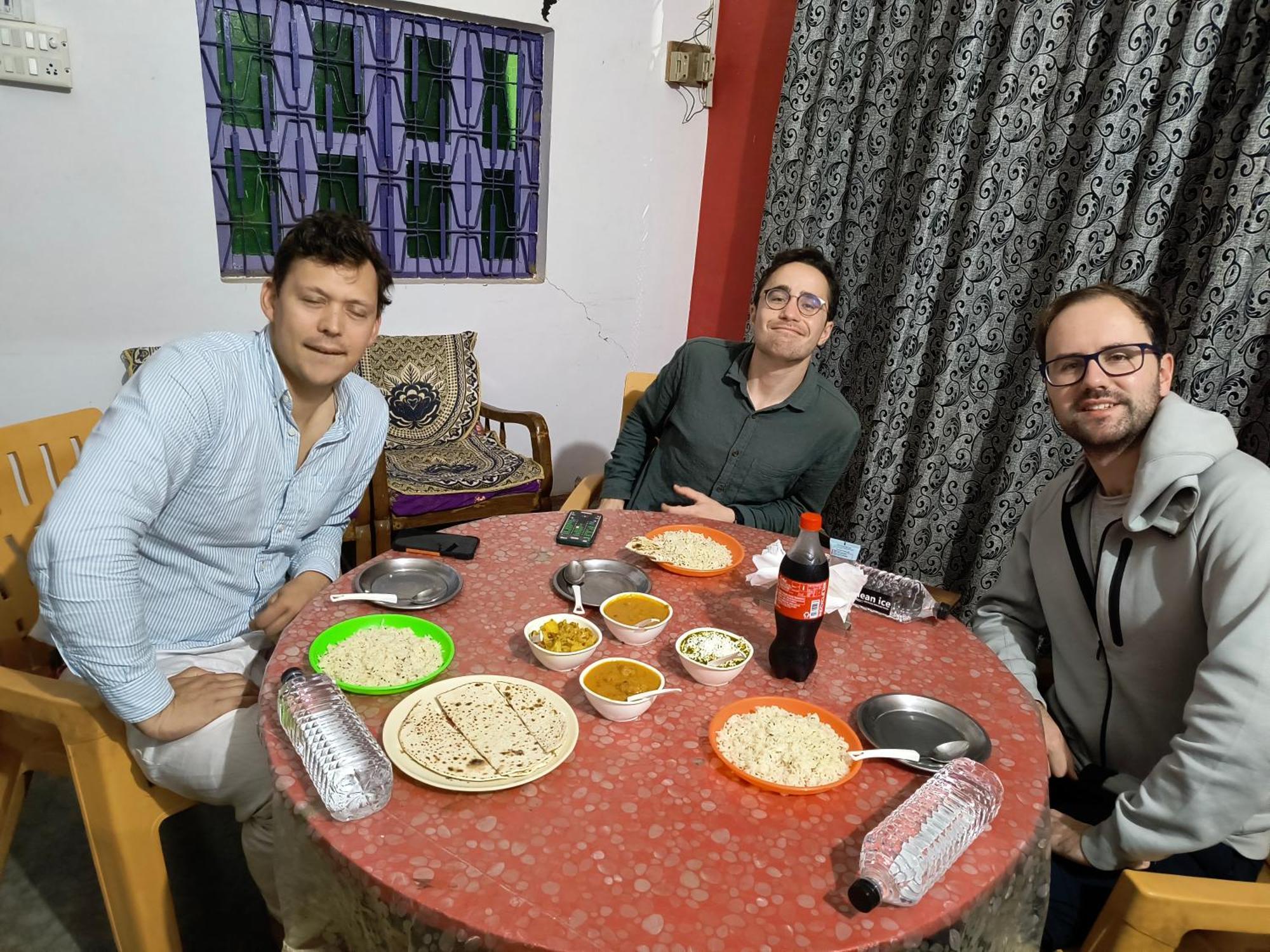 Holiday Home Stay 카주라호 외부 사진