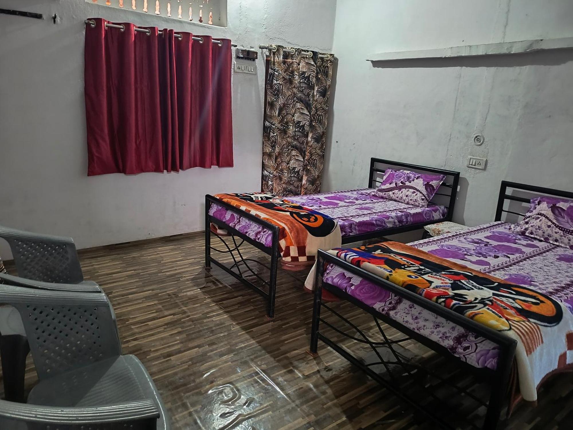 Holiday Home Stay 카주라호 외부 사진